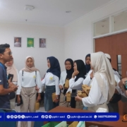 SMA 4 Garut Kunjungi Laboratorium PPKn UAD