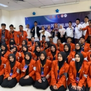 Mahasiswa baru PPKn 2026 bersama dosen